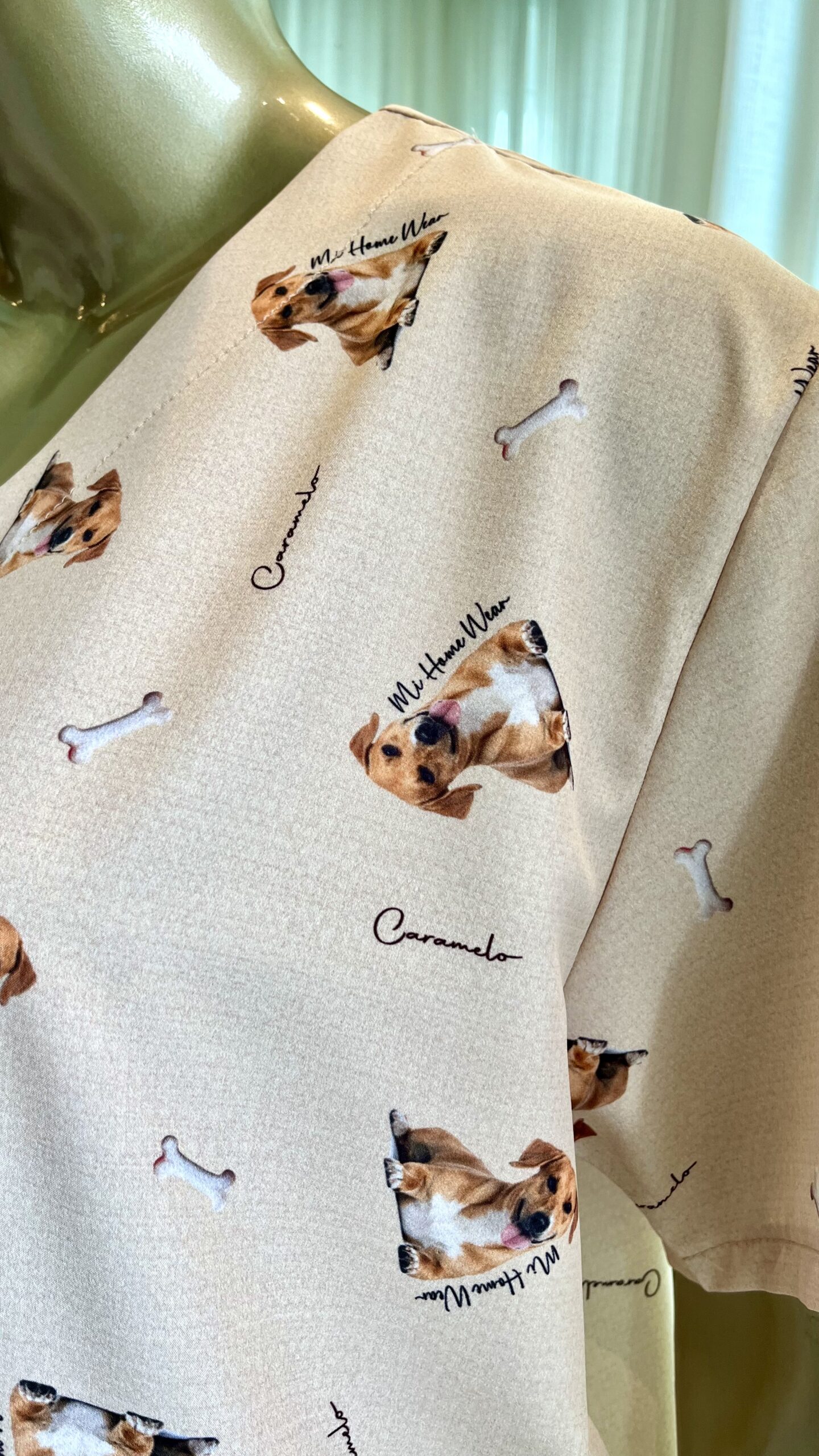 Scrub Estampa Caramelo UNISSEX - AMOR DE PET - Image 2